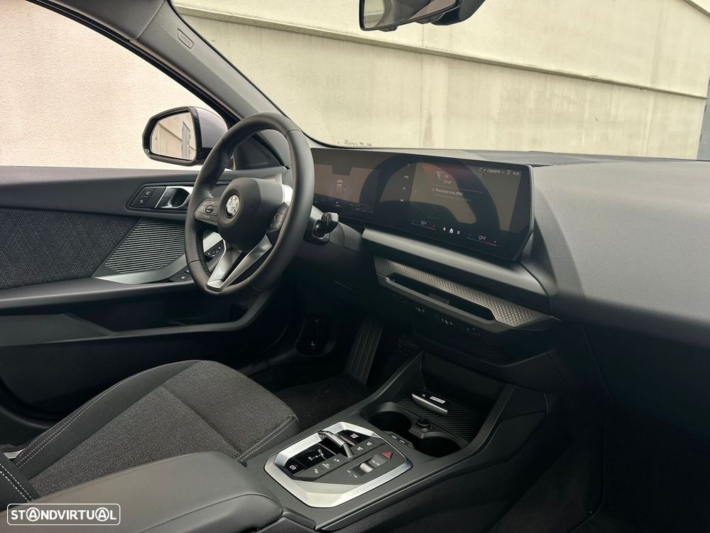 BMW 116 d Pack Desportivo M Auto - 14