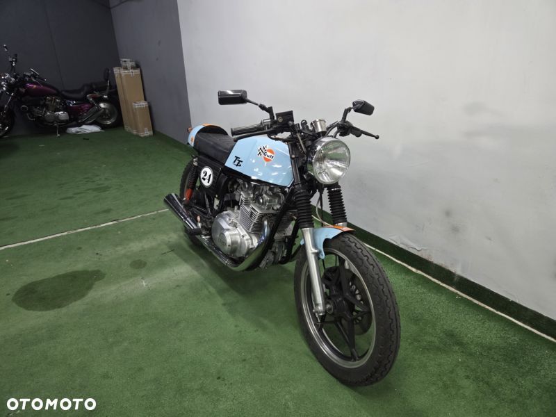 Suzuki GS - 3