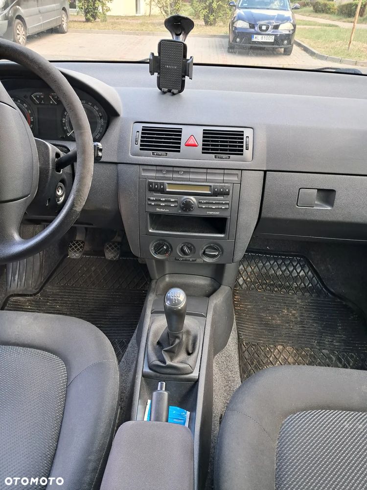 Skoda Fabia - 3