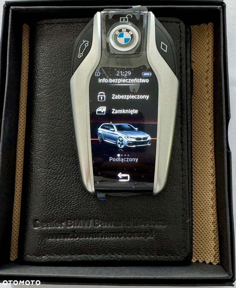 BMW Seria 5 520d M Sport - 27