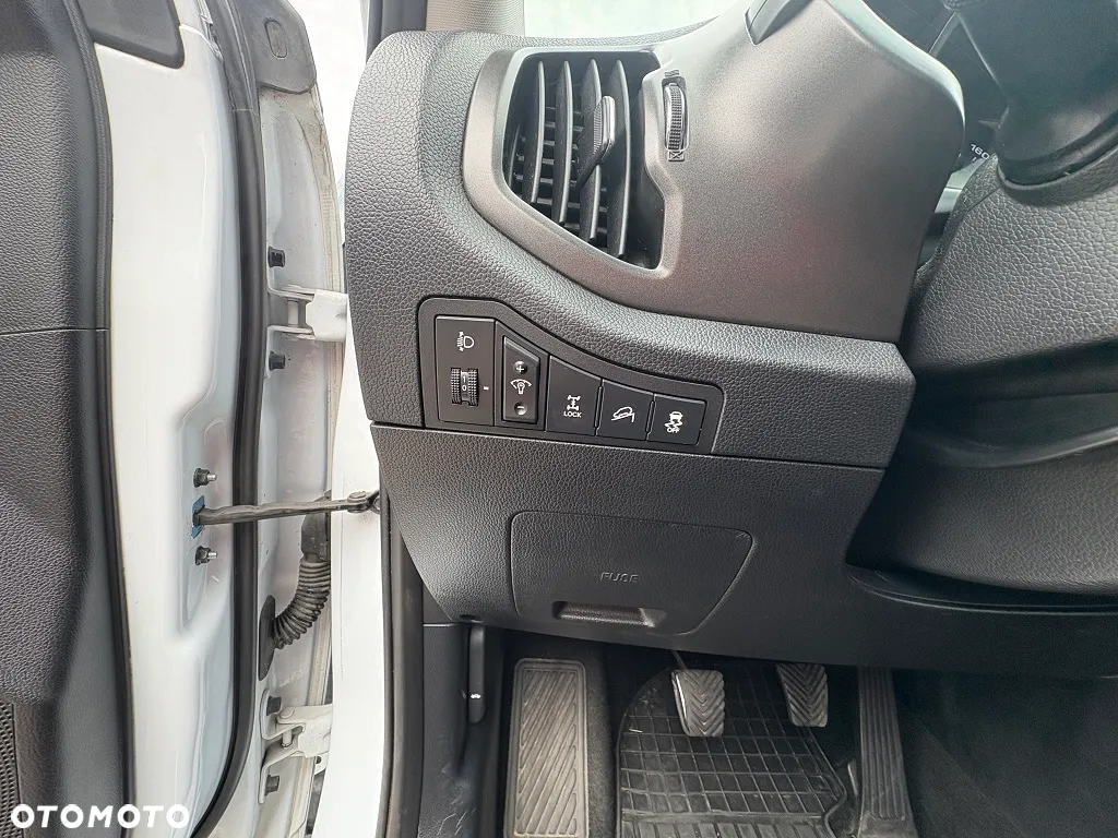 Kia Sportage 2.0 CRDI S - 11