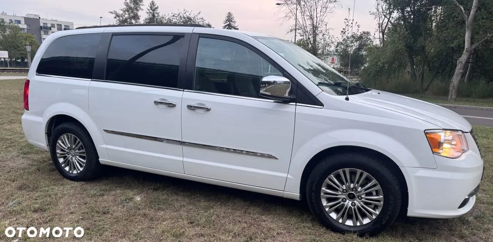 Chrysler Town & Country 3.6 Limited - 2
