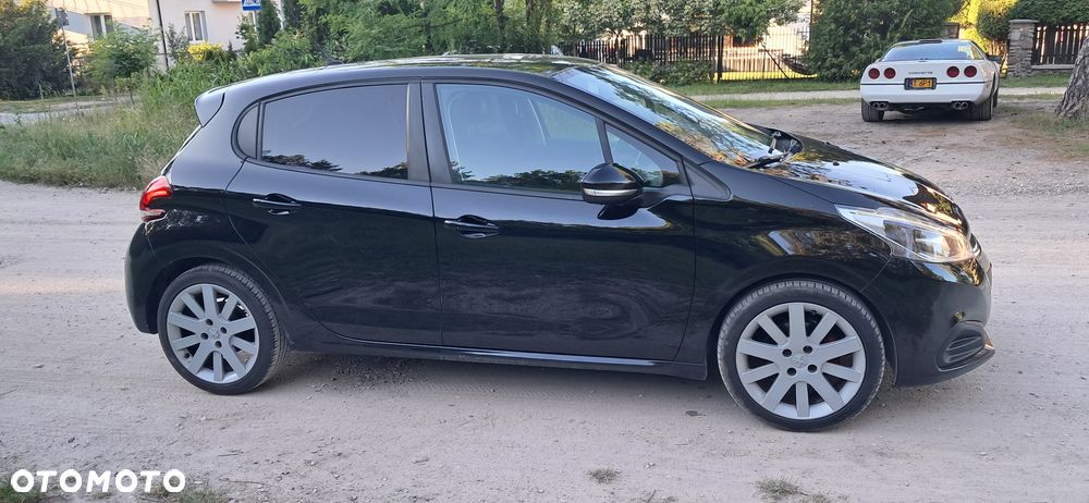 Peugeot 208 1.6 BlueHDi Active S&S - 1
