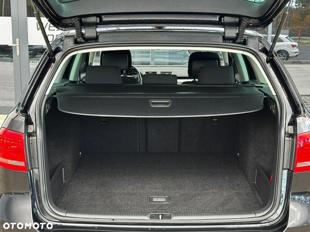 Volkswagen Passat 2.0 TDI DPF Highline - 35