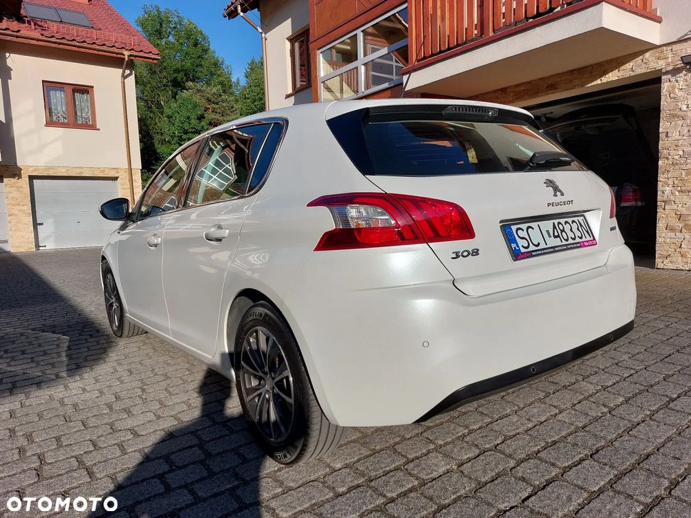 Peugeot 308 130 e-THP Stop & Start Allure - 19