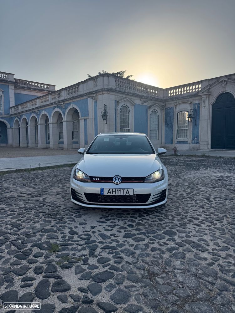 VW Golf GTI BlueMotion - 2