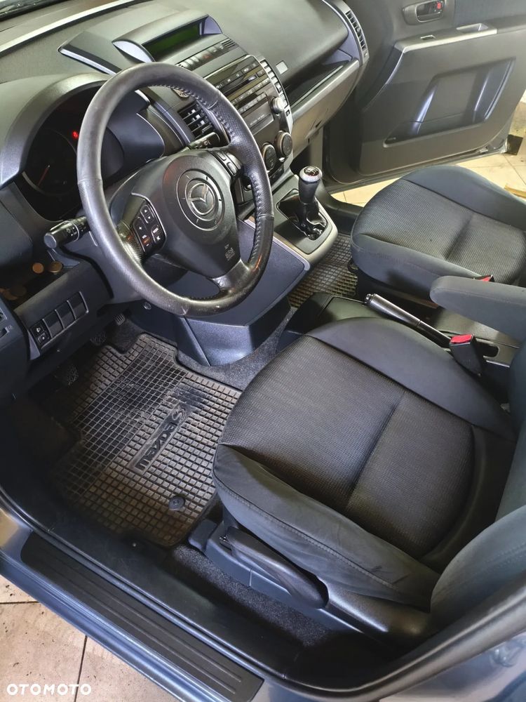 Mazda 5 - 12