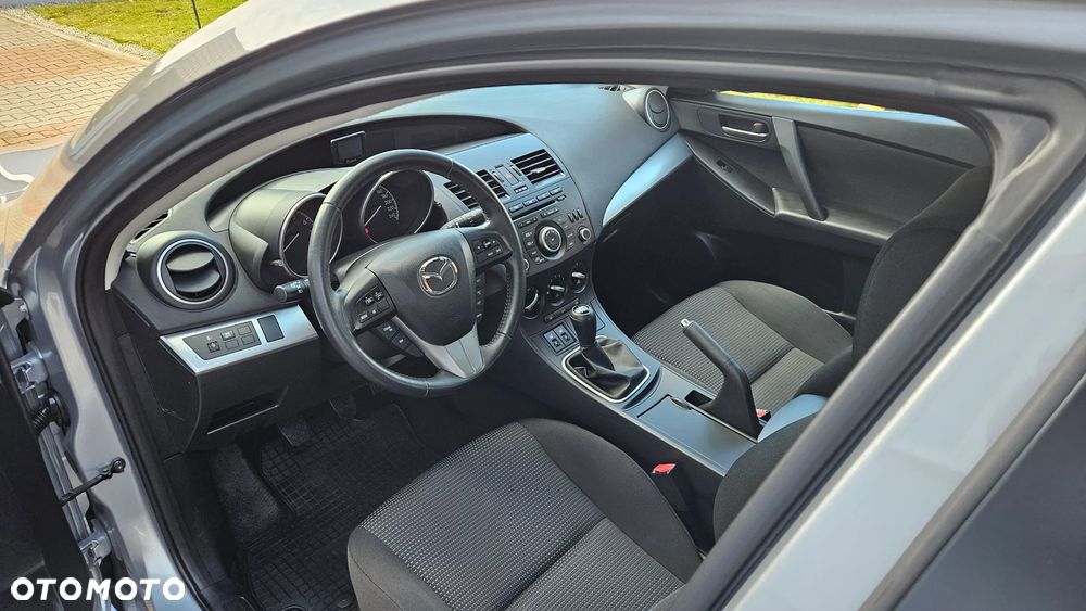 Mazda 3 - 9
