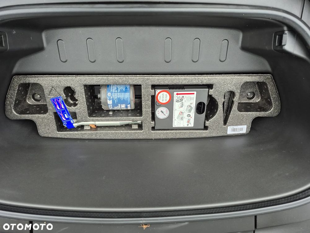 Volvo XC 40 Recharge 82 kWh Single M Extended Range RWD Core - 30