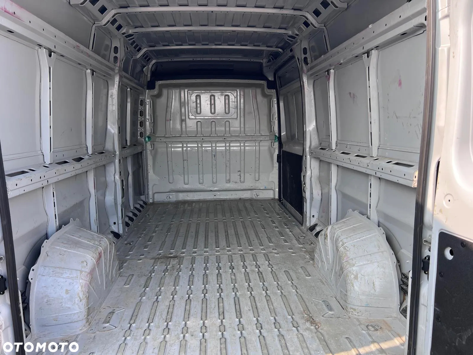 Opel Movano - 19