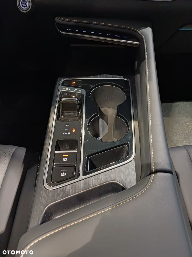Bestune B70 - 9