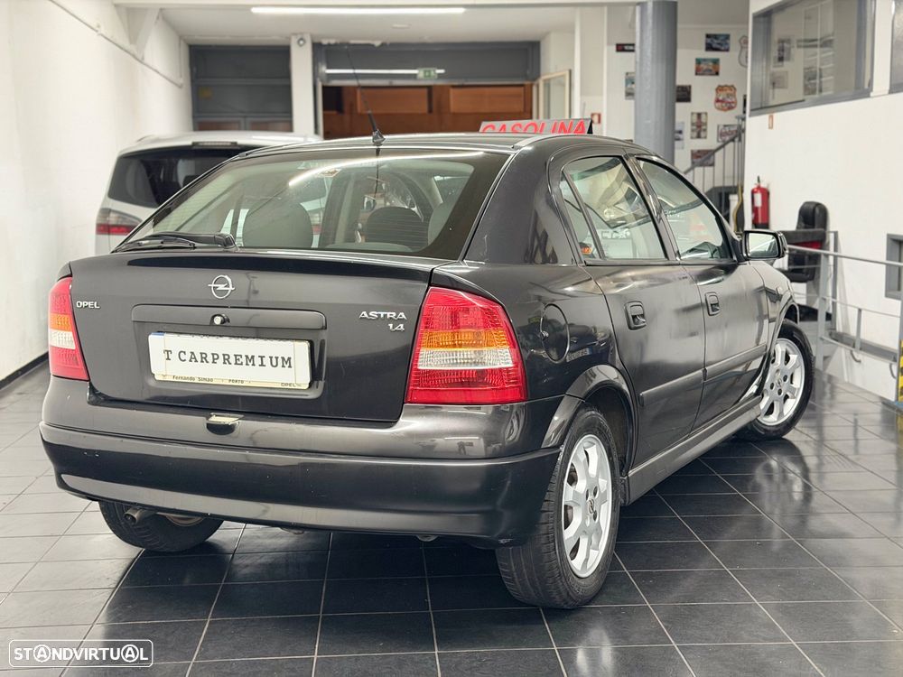 Opel Astra 1.4 Sport - 6