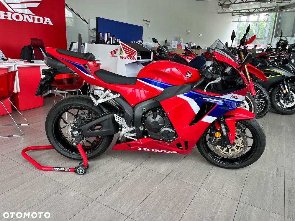 Honda CBR - 3