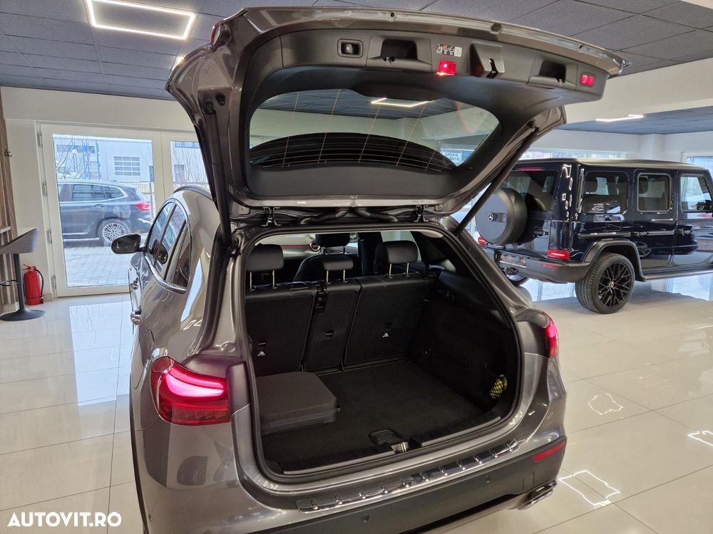 Mercedes-Benz GLA 250 e 8G-DCT - 24