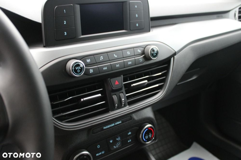 Ford Focus - 23