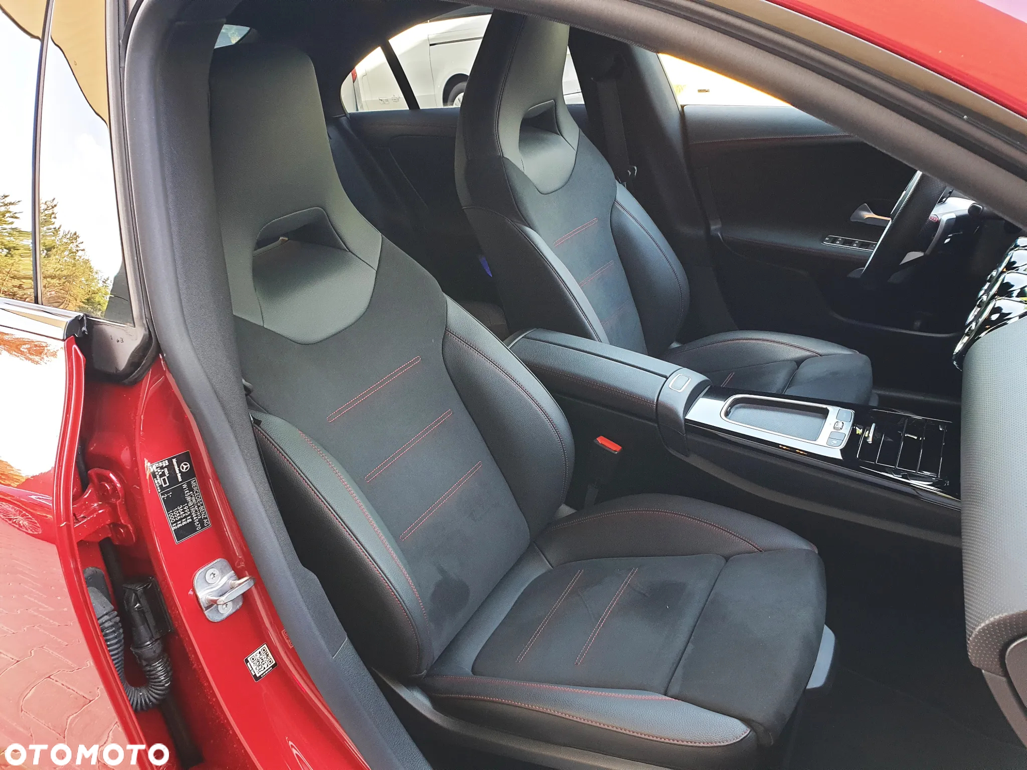 Mercedes-Benz CLA 200 AMG Line 7G-DCT - 22