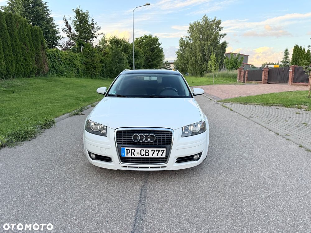 Audi A3 Sportback - 2