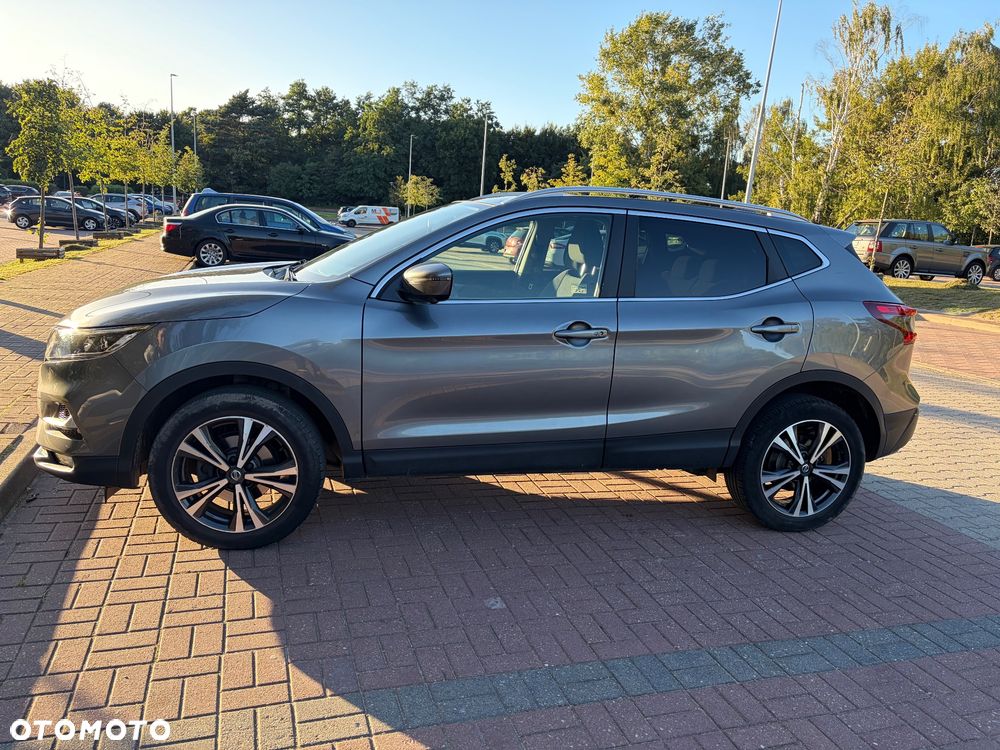 Nissan Qashqai 1.3 DIG-T N-Connecta EU6d - 4