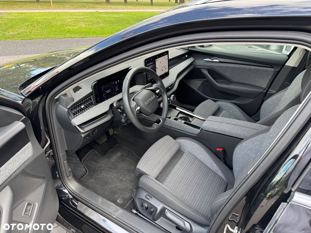 Skoda Superb 1.5 TSI mHEV Edition 130 DSG - 13