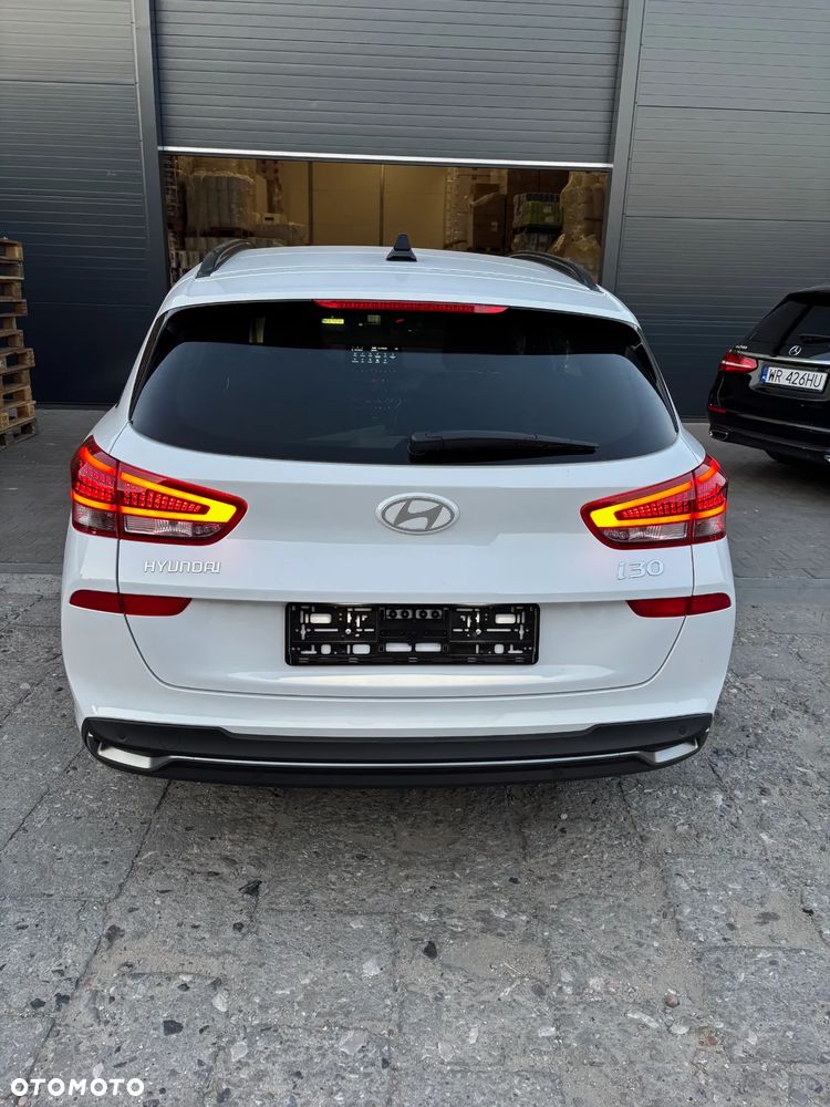 Hyundai i30 Kombi 1.5 T-GDI 48V-Hybrid DCT Advantage - 6