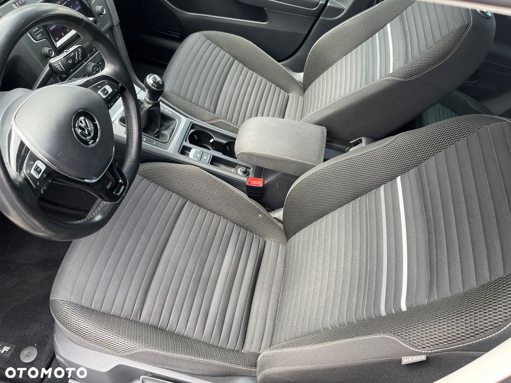 Volkswagen Golf 1.2 TSI BlueMotion Technology MATCH - 9