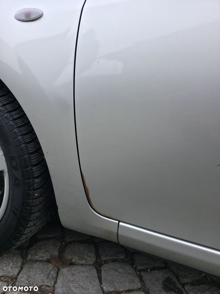 Toyota Auris 1.4 D-4D Premium - 7