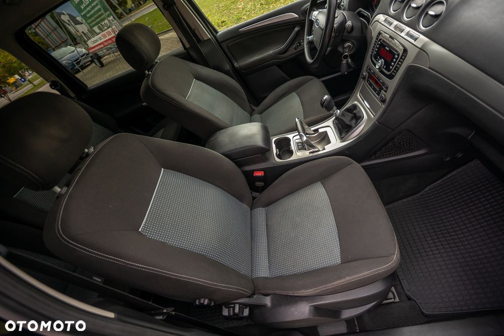 Ford Galaxy 2.0 TDCi Platinium X - 27