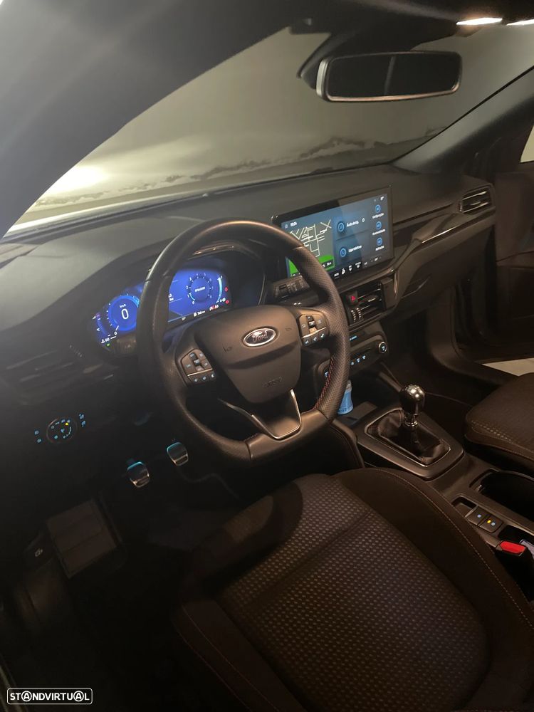 Ford Focus 1.0 EcoBoost MHEV ST-Line - 3