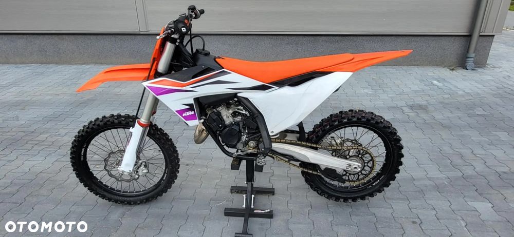 KTM SXF - 8