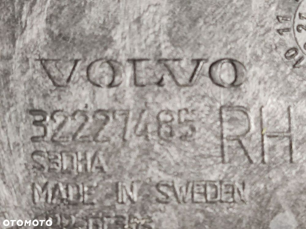 VOLVO XC40 17-21r Ślizg Zderzaka Tylnego Prawy - 6