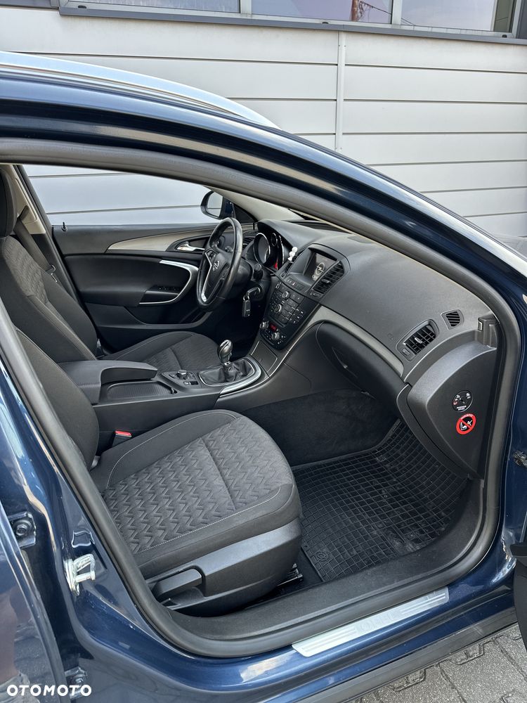 Opel Insignia - 8