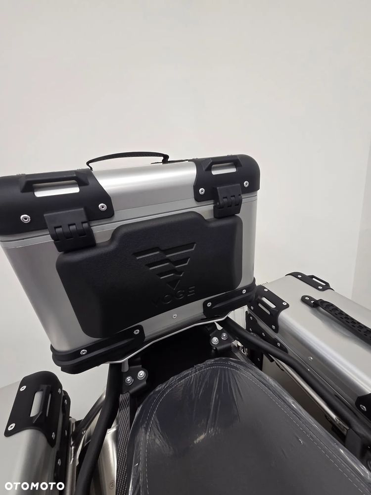 VOGE 900DSX - 38