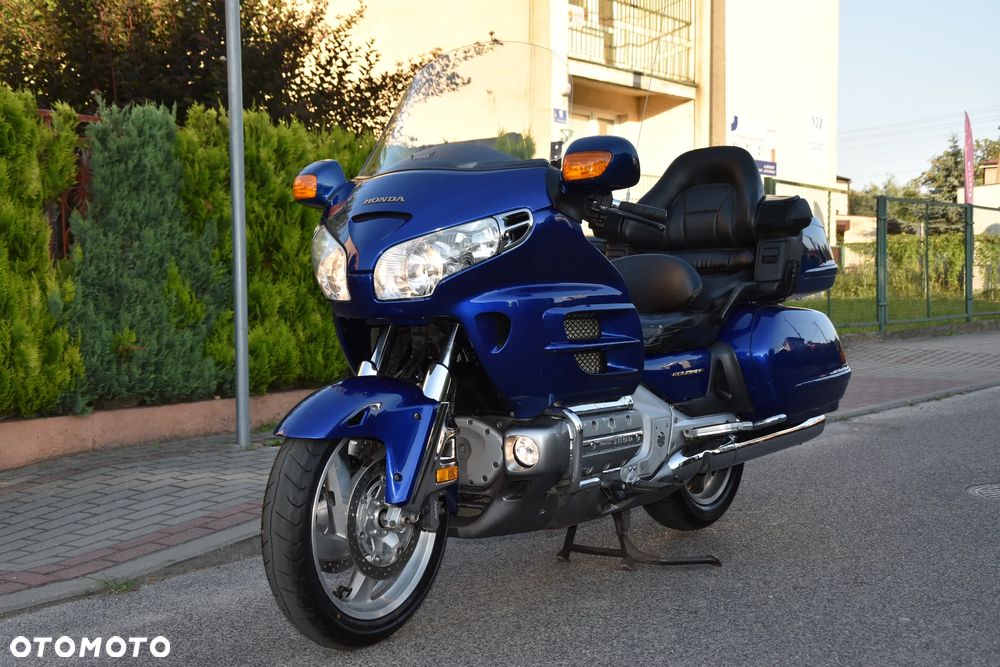 Honda GL - 12