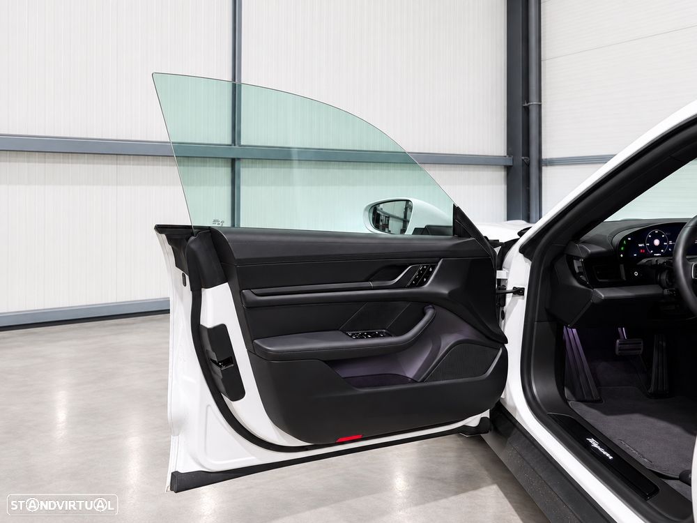 Porsche Taycan 4S Bateria Performance Plus - 10