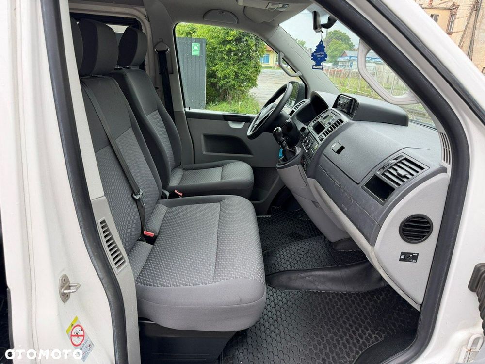 Volkswagen Transporter - 14
