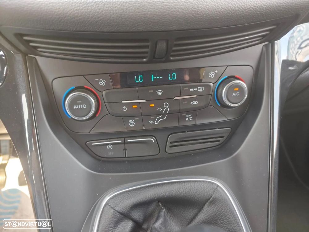 Ford Kuga 1.5 TDCi EcoBlue Titanium - 17