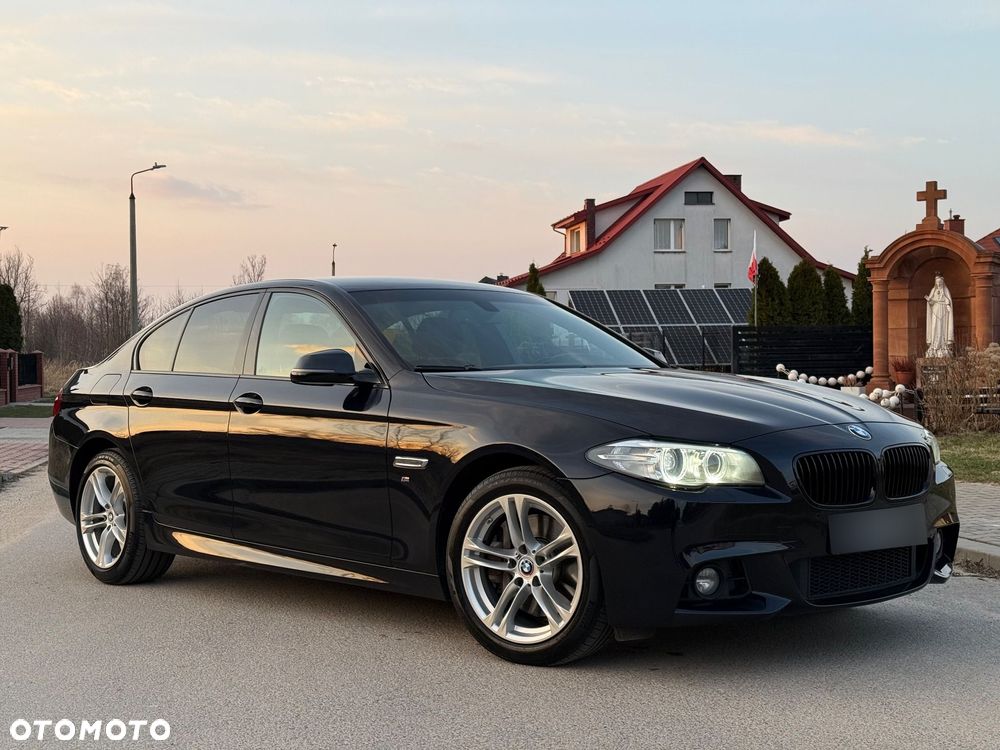 BMW Seria 5 525d xDrive - 4