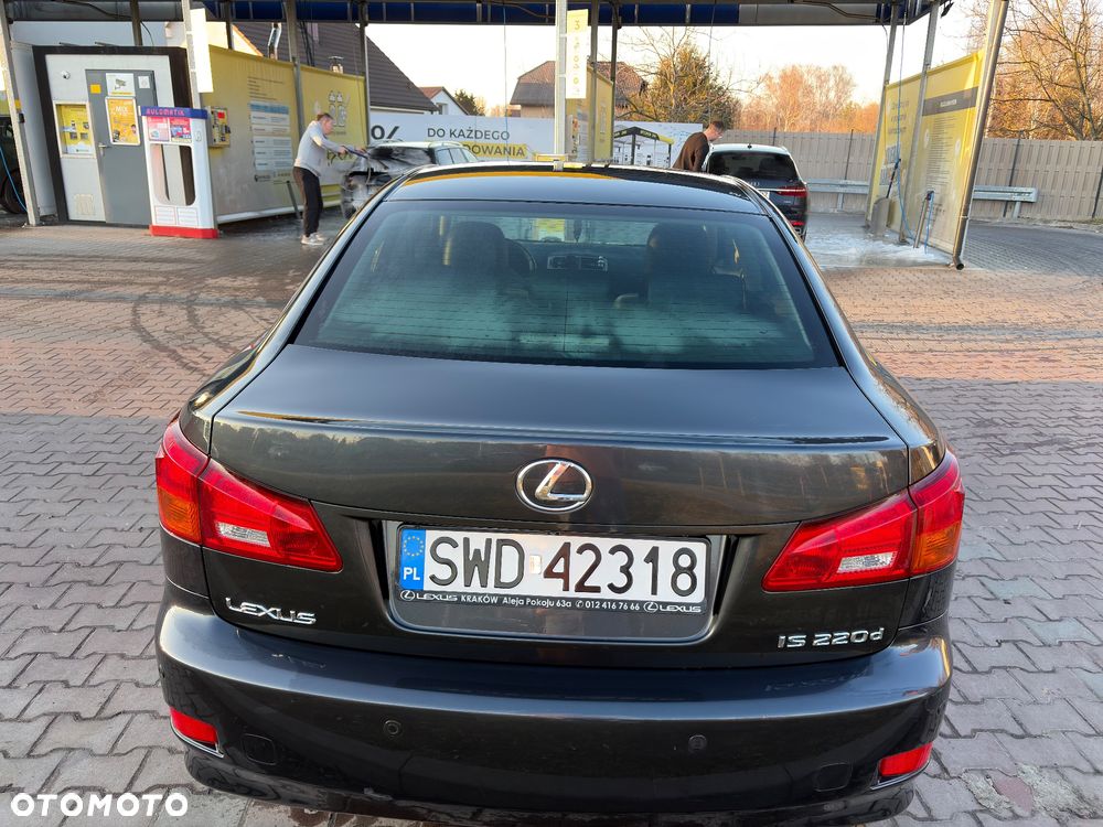 Lexus IS 220 D Prestige - 10