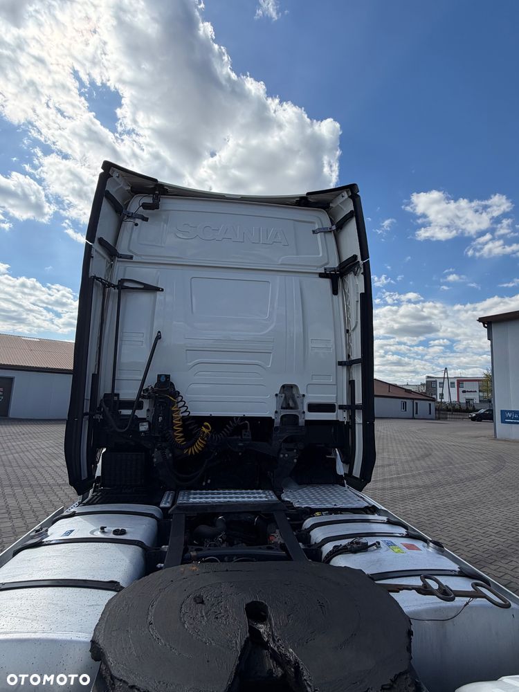 Scania S450 mega - 11