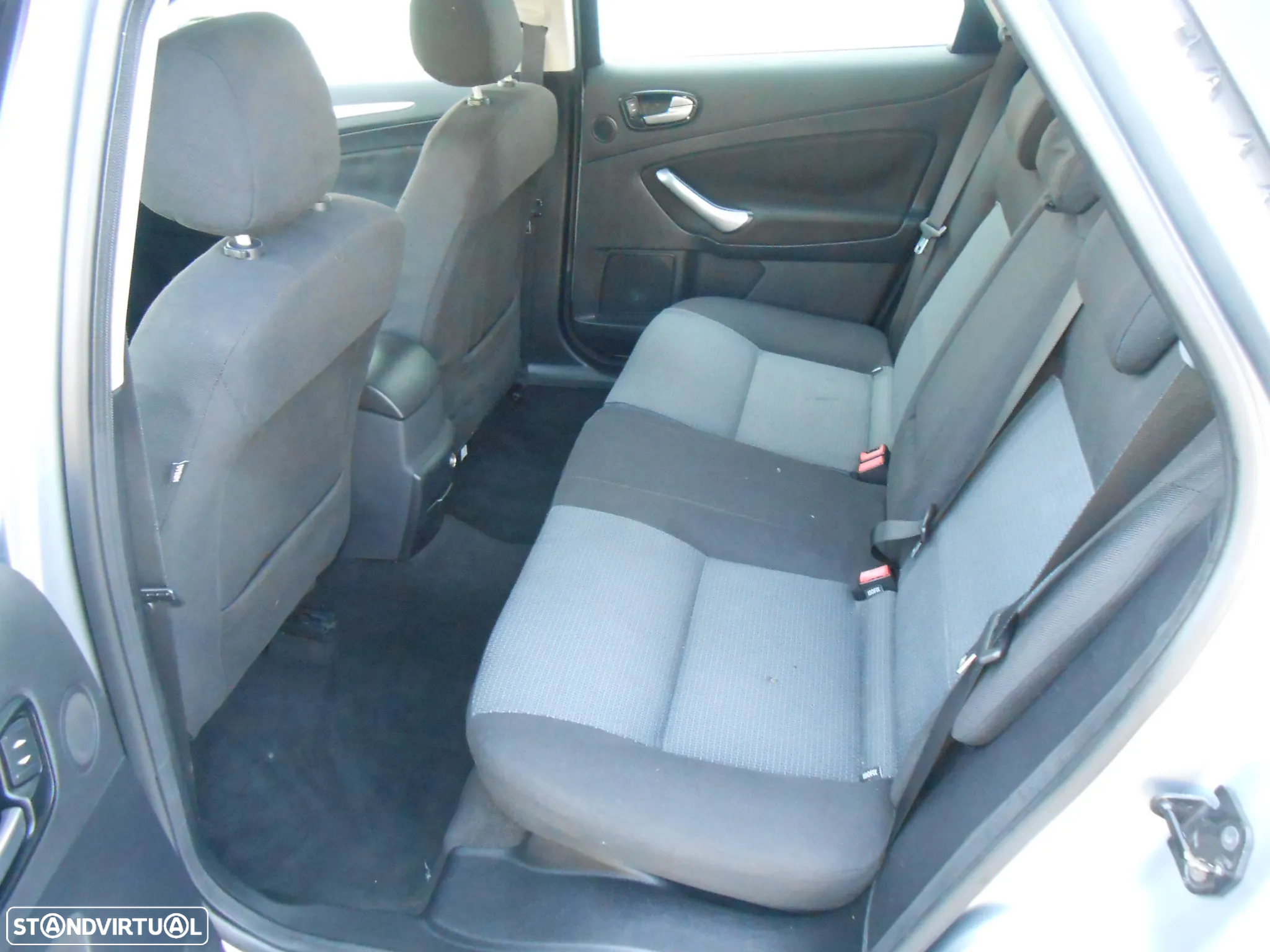 Ford Mondeo SW 1.8 TDCi ECOnetic - 21