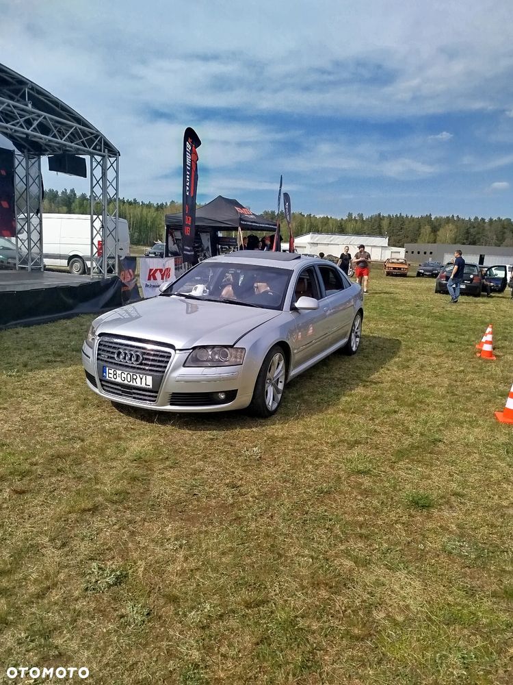 Audi A8 W12 quattro Langversion - 13