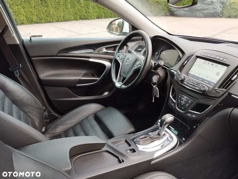 Opel Insignia 2.0 ECOTEC DI Turbo 4x4 Country Tourer Au - 16
