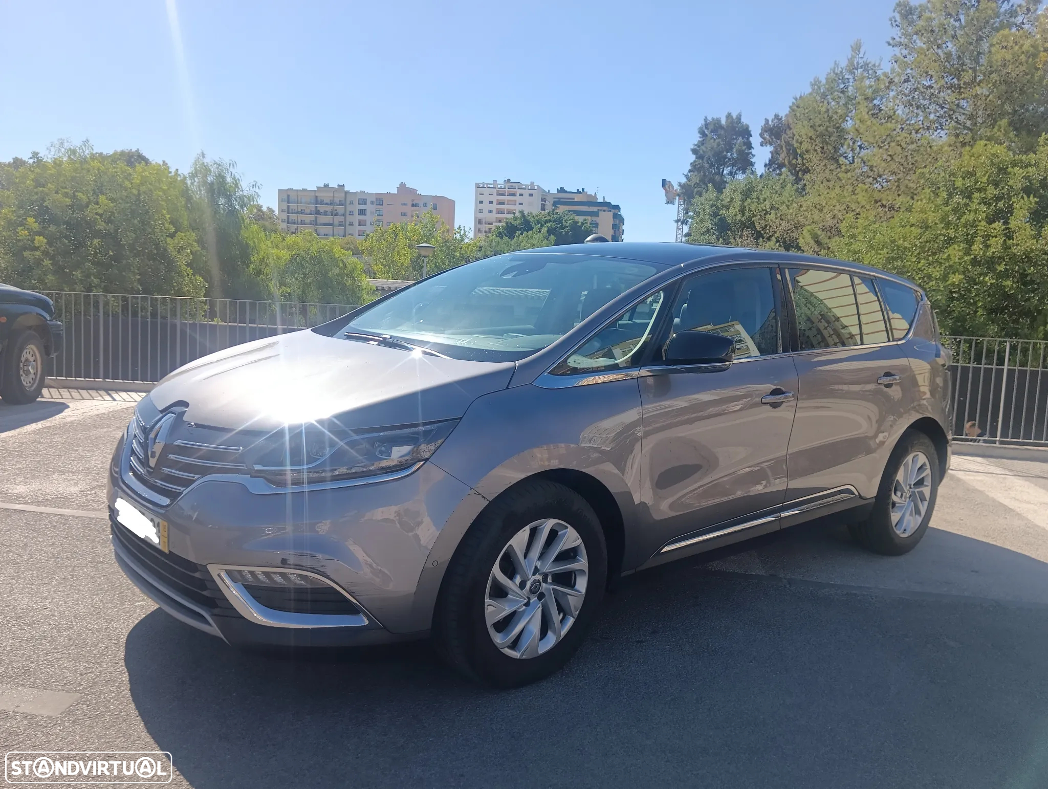 Renault Espace 1.6 dCi Initiale Paris EDC - 3