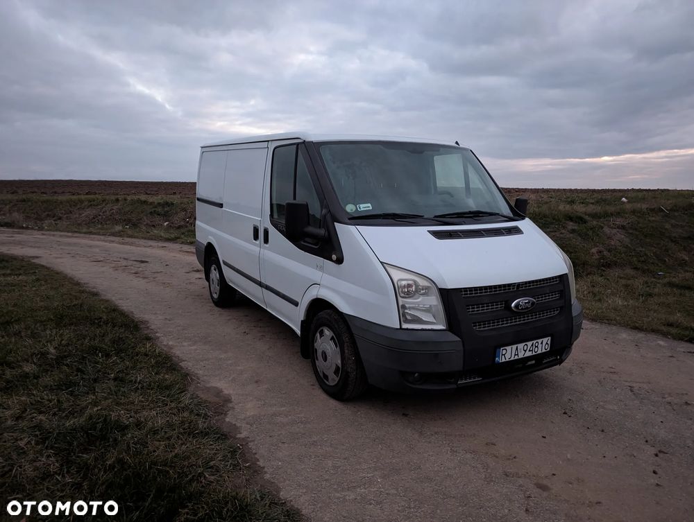 Ford Transit - 1