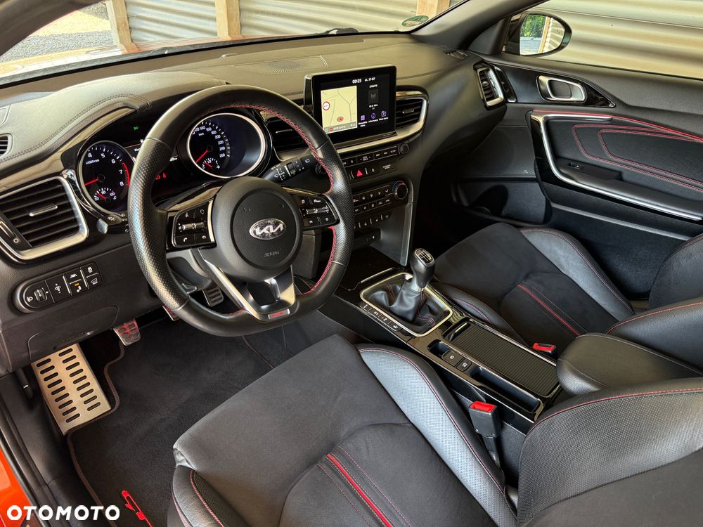 Kia ProCeed 1.6 T-GDI OPF GT - 21