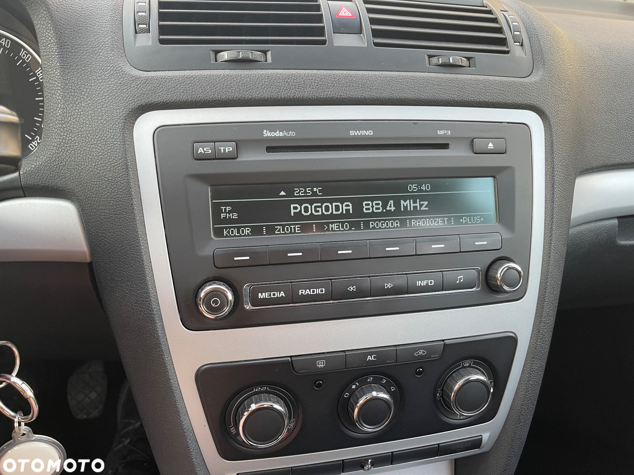 Skoda Octavia 1.2 TSI Ambiente - 24