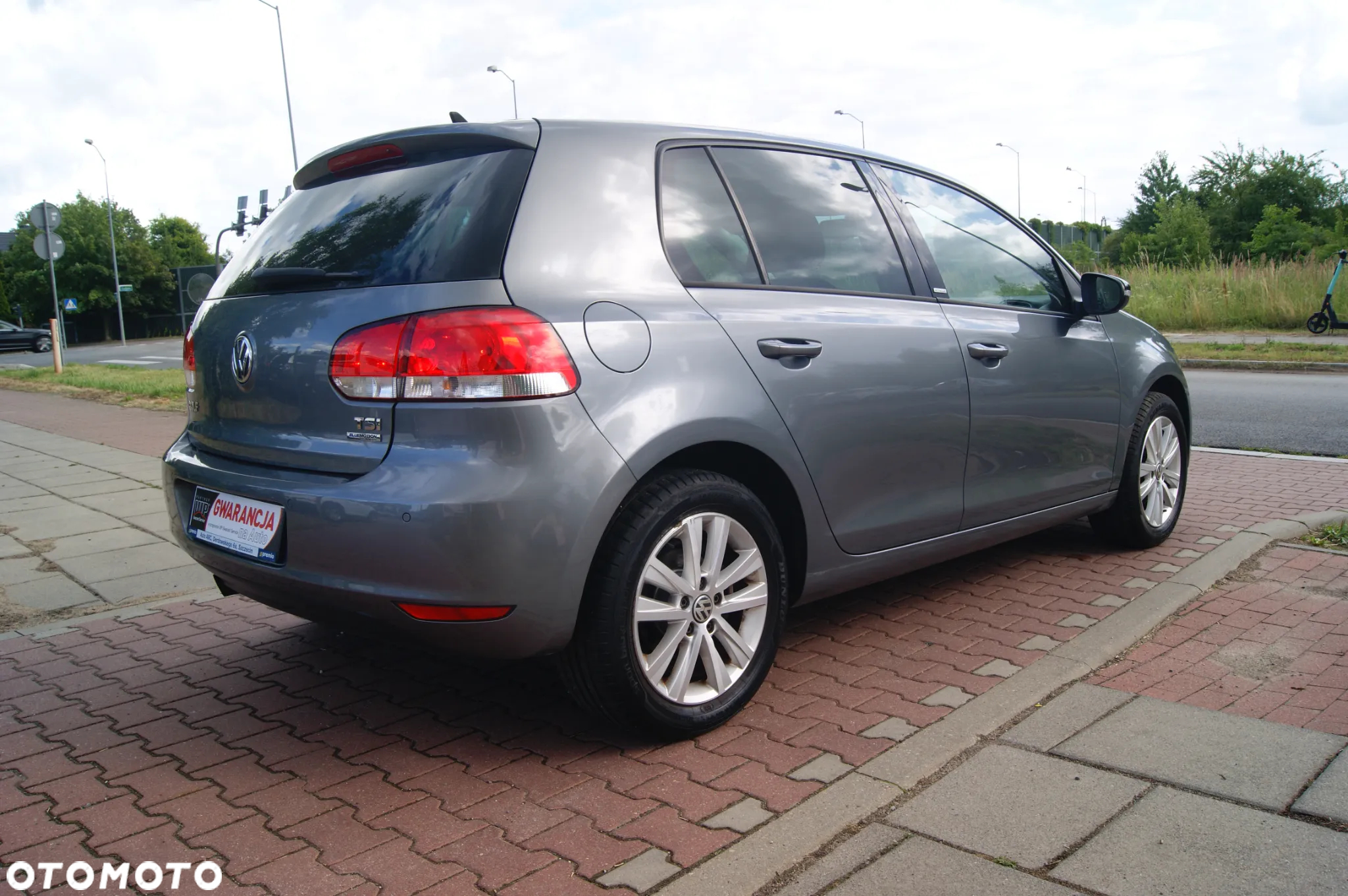 Volkswagen Golf 1.2 TSI BlueMotion Technology Style - 4