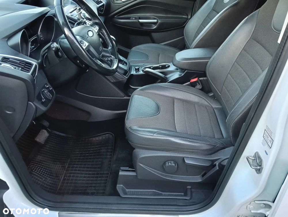 Ford Kuga 2.0 TDCi 4WD Titanium Plus - 13
