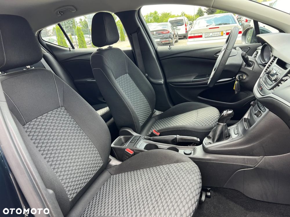 Opel Astra 1.6 CDTI Active - 20