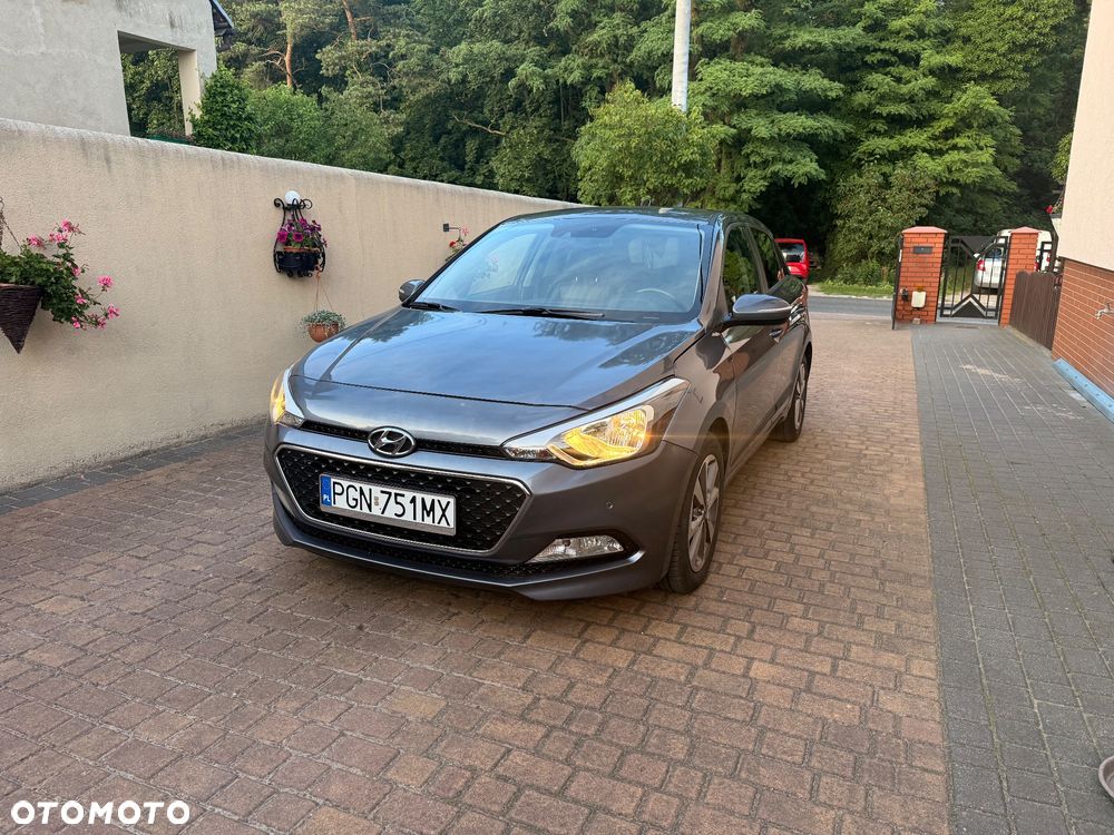 Hyundai i20 1.4 Premium - 1